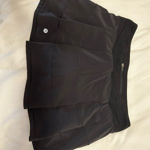 Black lululemon skirt